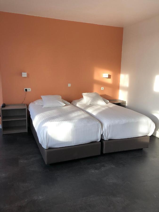 Hotel Hinterland Alveringem Bagian luar foto